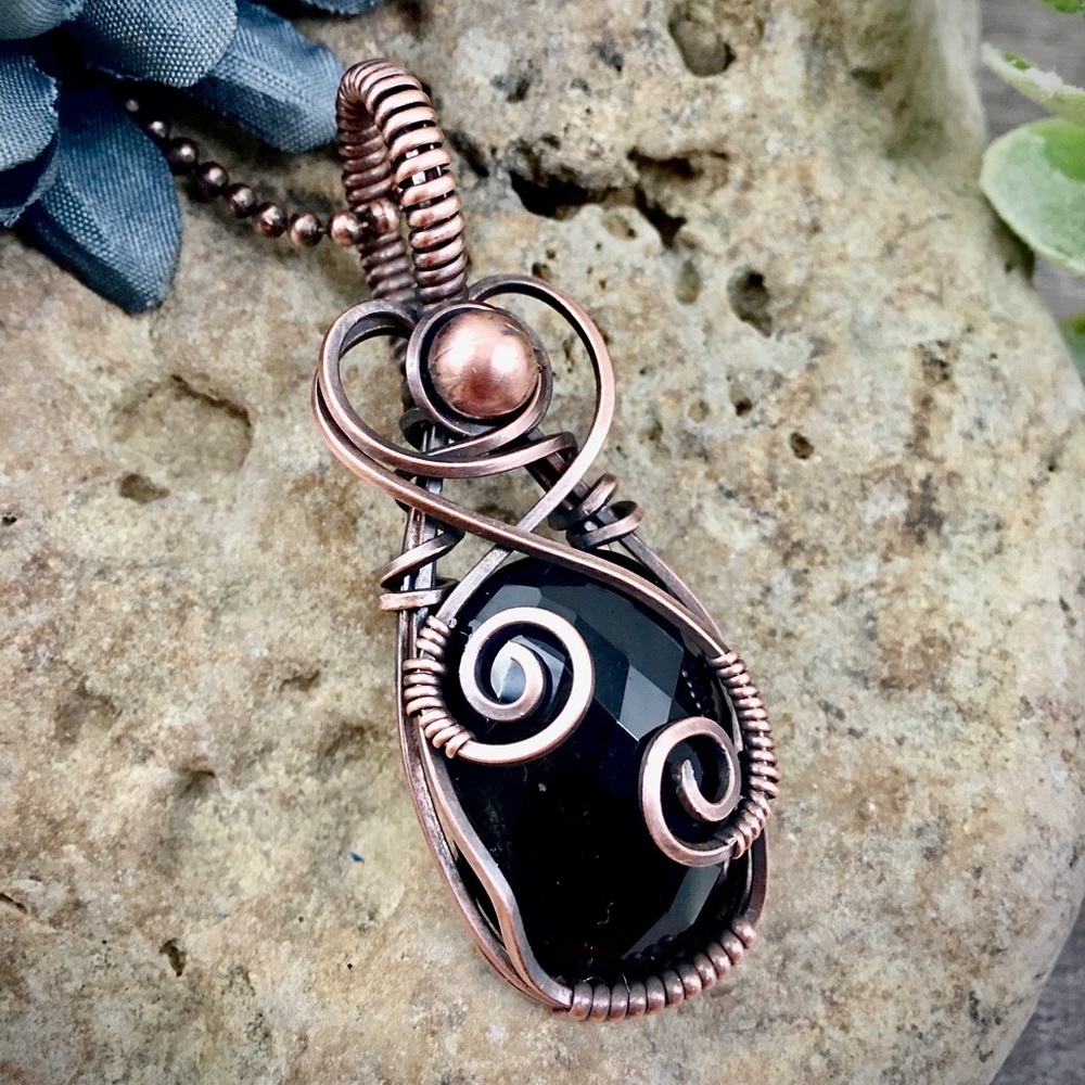 Black onyx copper wire wrapped pendant necklace